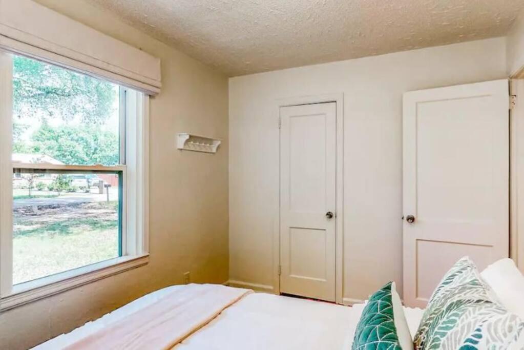فيلا Private, Quiet-Close To Dwntn Pensacola, Stadium, Beaches المظهر الخارجي الصورة